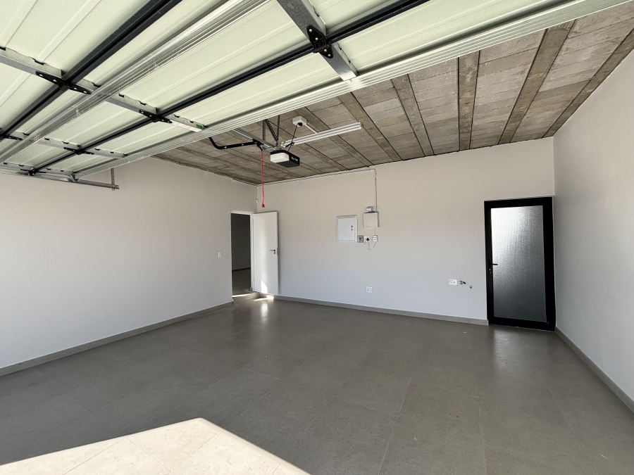 4 Bedroom Property for Sale in Sandown Western Cape